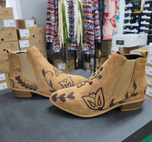 Load image into Gallery viewer, Consignment - Indiginize Creation - Freehand Burned Ankle Boots – Floral