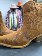 Load image into Gallery viewer, Consignment - Indiginize Creation - Freehand Burned Suede Western Boots – Mountain Design