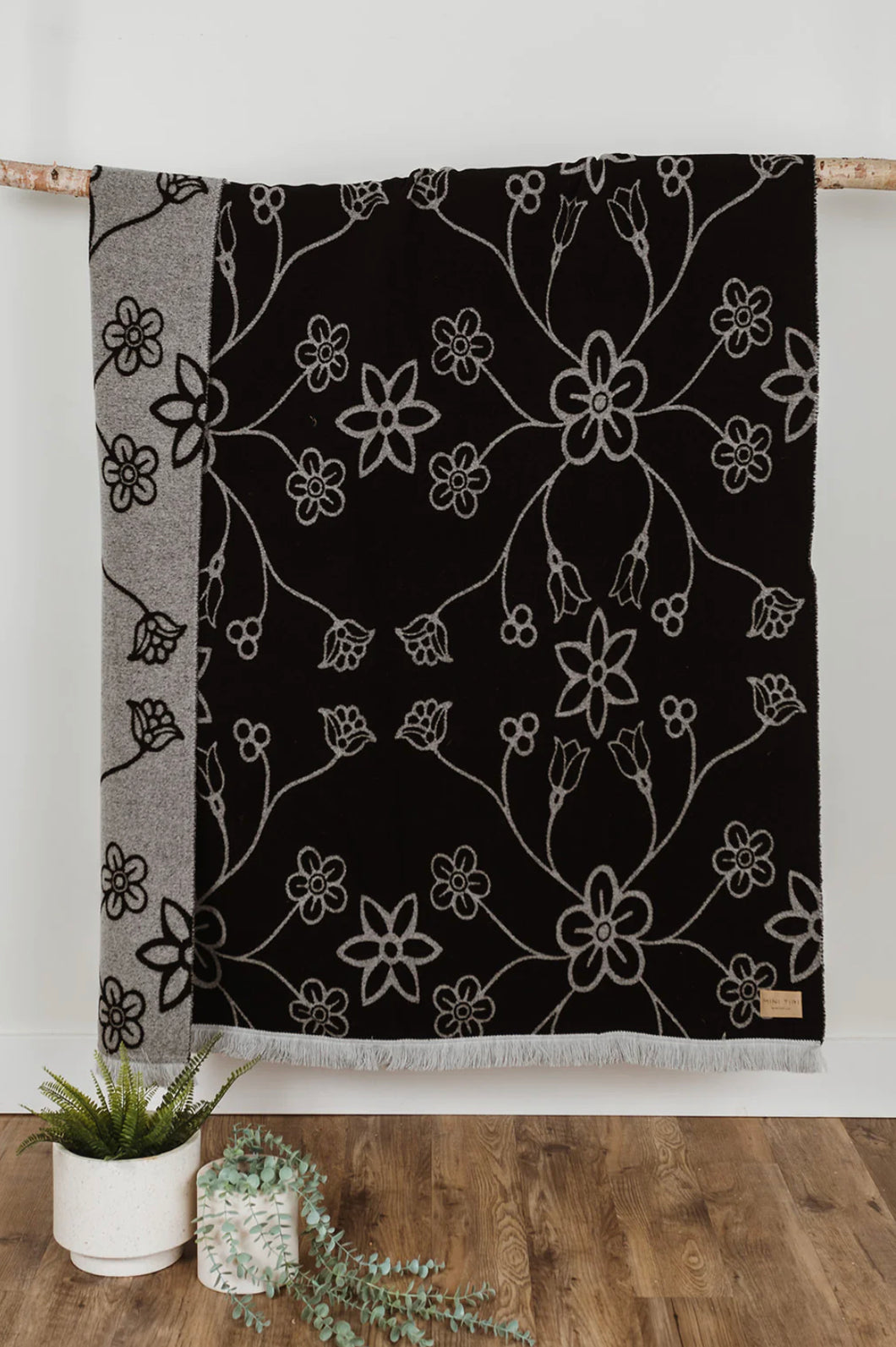 Fleurs Wool Panel Reversable Blanket