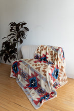 Load image into Gallery viewer, Luxe Fleece Throw Blankets 60" x 80"