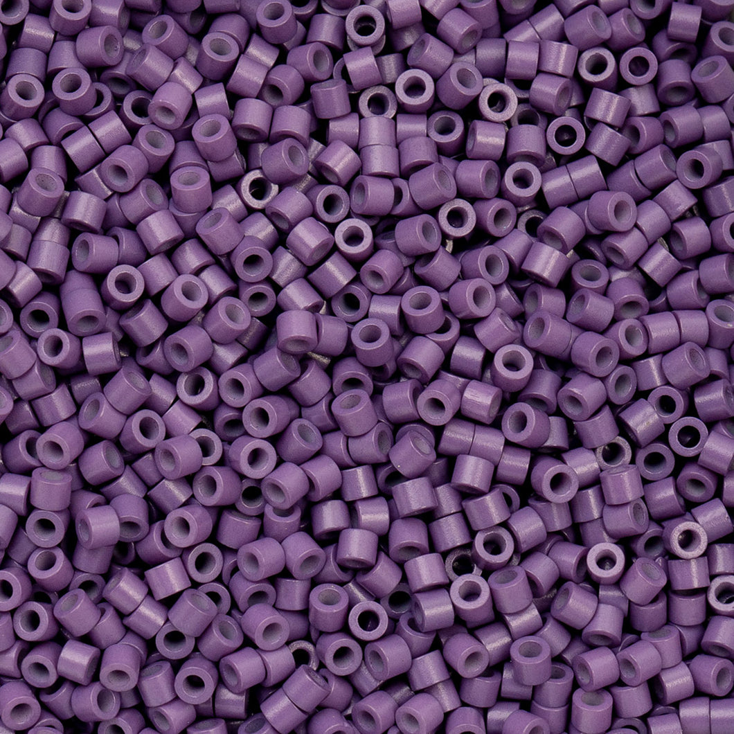 11/0 Cylin Bead Opaque Dark Mauve