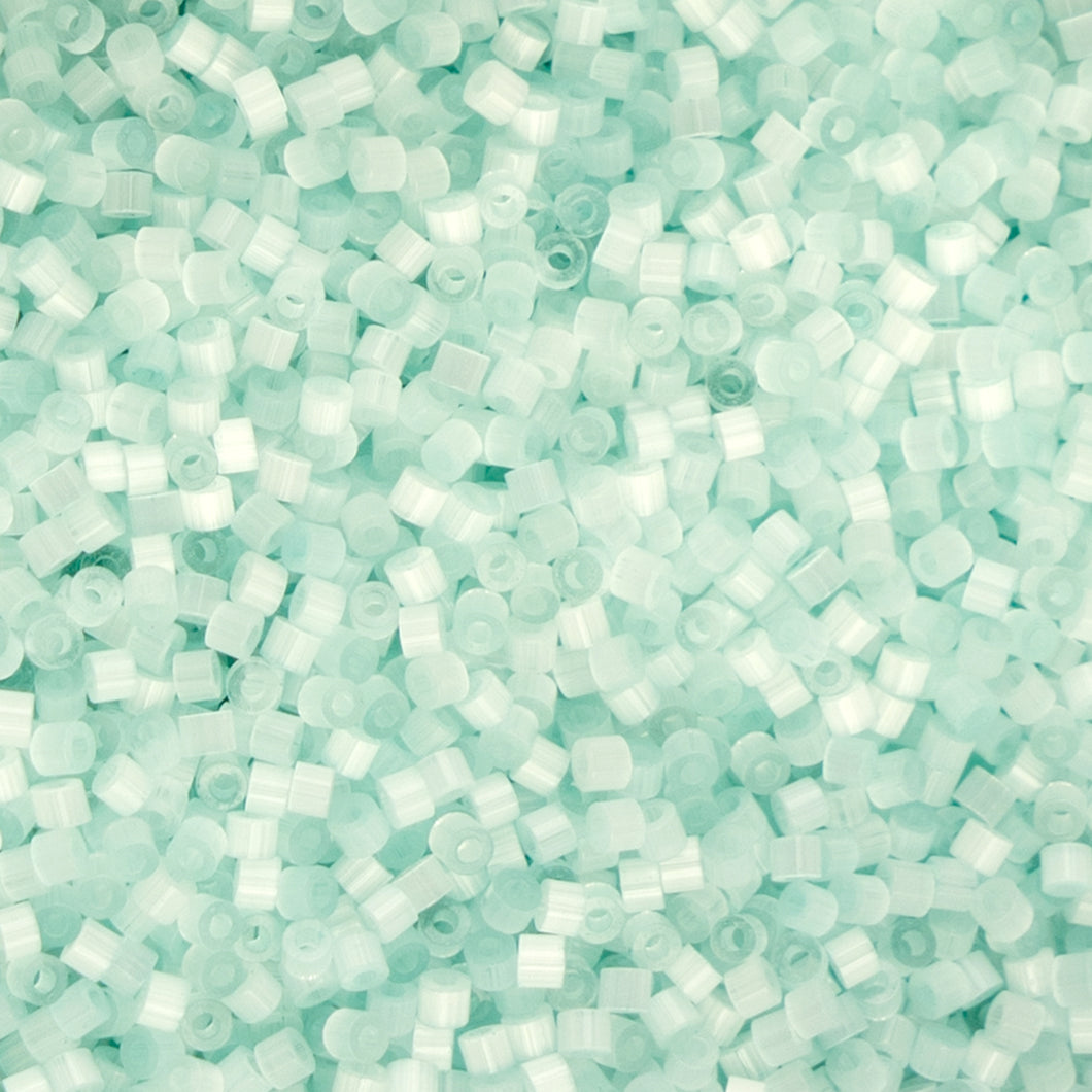 11/0 Cylin Bead Silkfreeze Blue