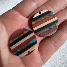 Load image into Gallery viewer, Natural wood Pendant/Cab (1-each)
