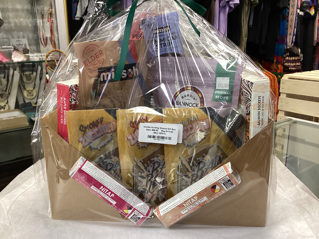 Uncles Hunting Snacks Gift Box