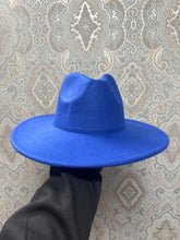Load image into Gallery viewer, Felt Hat - Royal Blue

