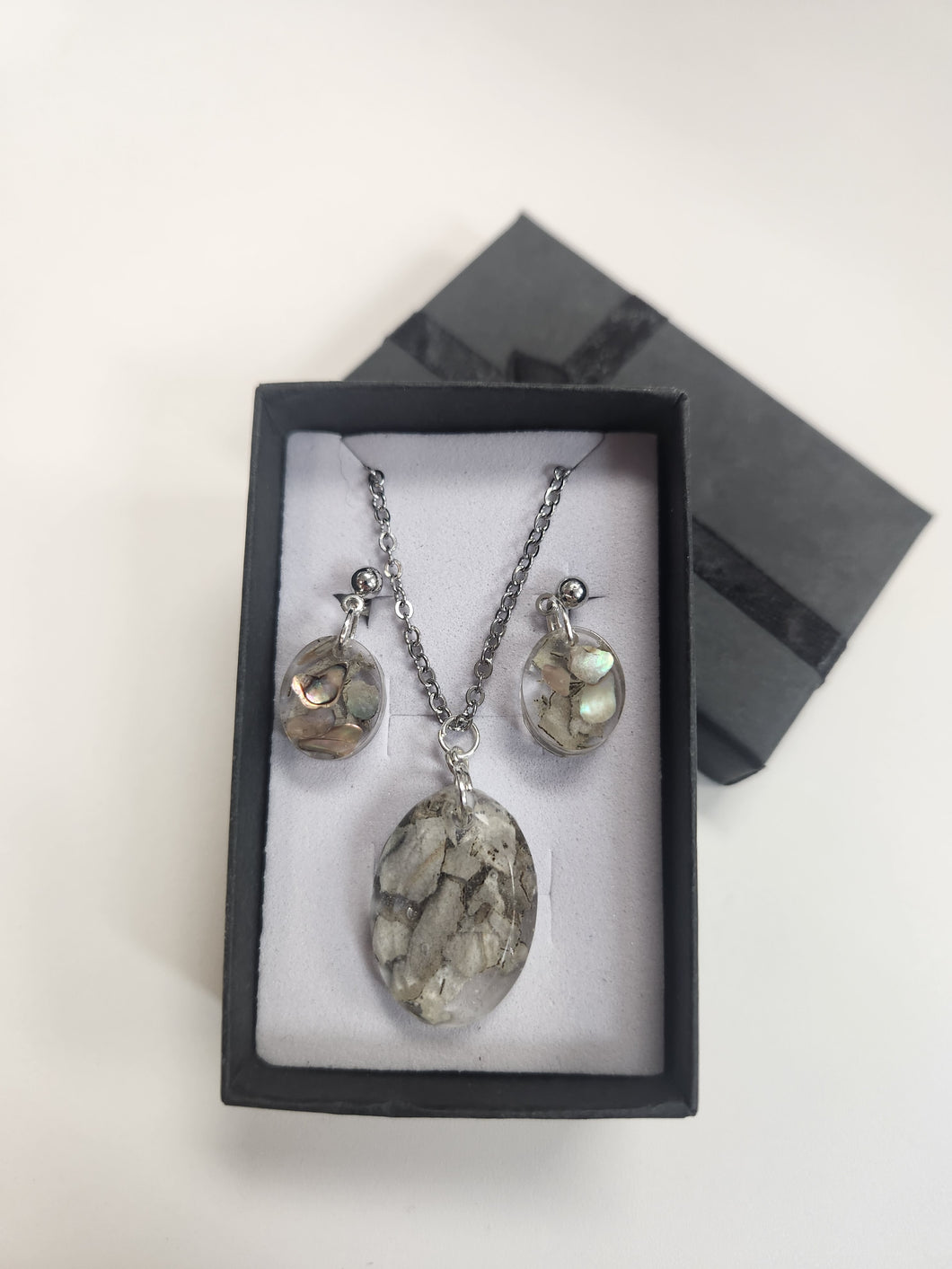 Abalone & Sage Necklace with Earing Set (Silver Style)