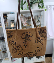 Load image into Gallery viewer, Consignment - Indiginize Creation - Freehand Burned Purse - Strawberries &amp; Florals
