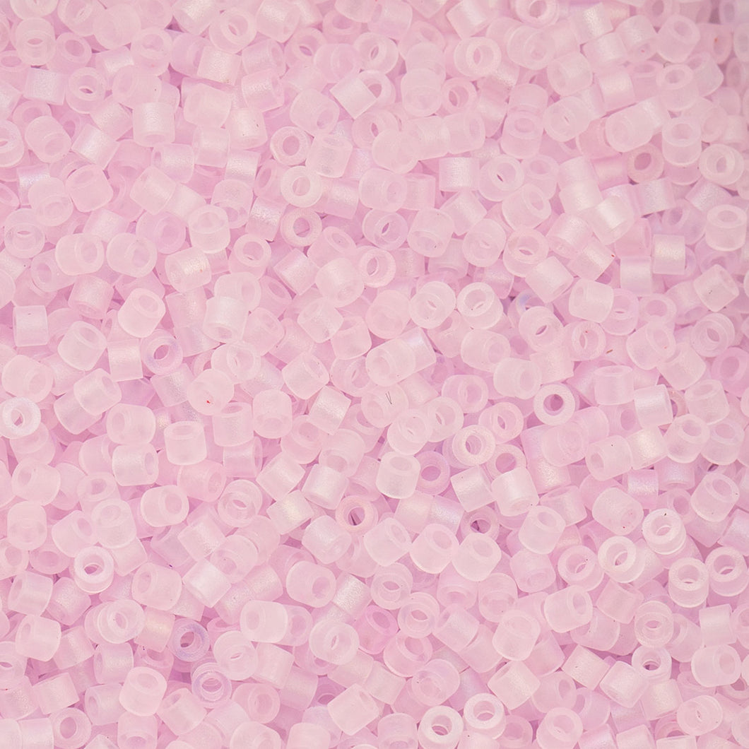 11/0 Cylin Bead Matte Macaron AB - Pastel Lilac