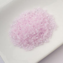 Load image into Gallery viewer, 11/0 Cylin Bead Matte Macaron AB - Pale Lavender
