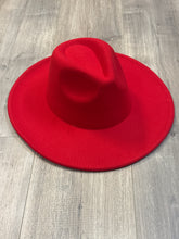 Load image into Gallery viewer, Felt Hat - Red
