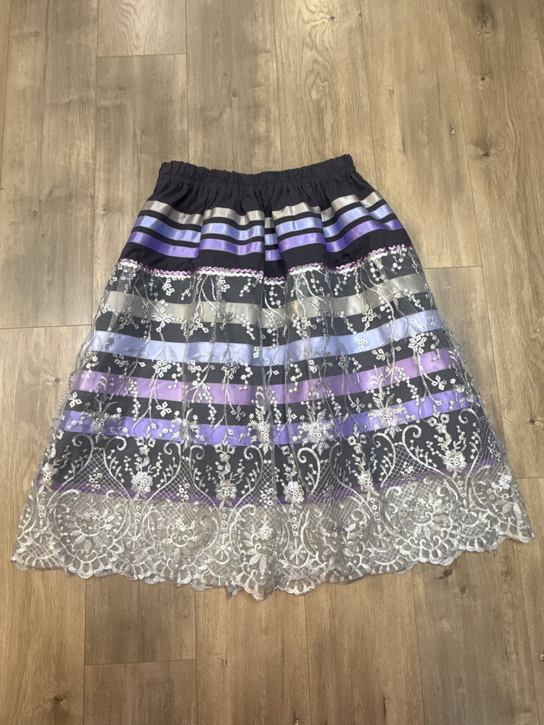 (Vicki Manuel) Teen/Adult Ribbon Skirt
