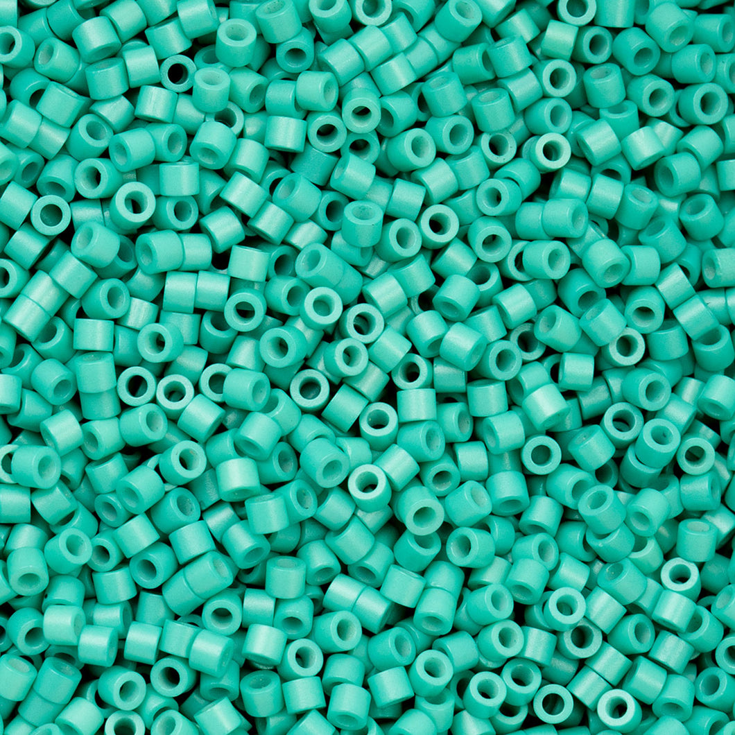 11/0 Cylin Bead Opaque Turquoise Green