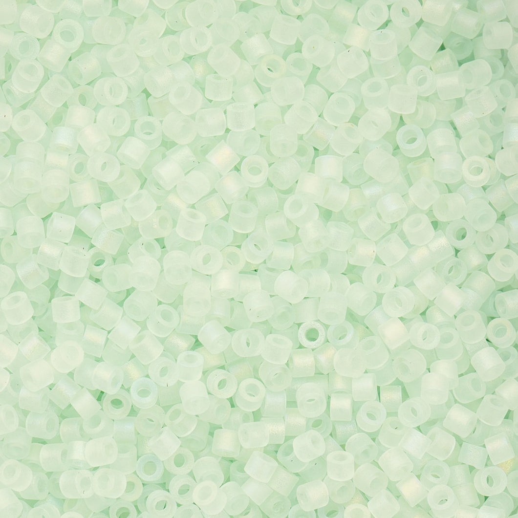 11/0 Cylin Bead Matte Macaron AB - Crystal Sky