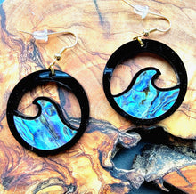 Load image into Gallery viewer, Abalone Wave Earings

