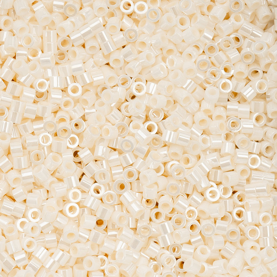 11/0 Cylin Bead Opaque White Bisque Ceylon