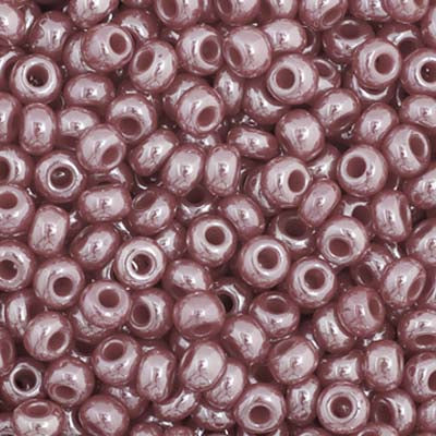 11/0 Seedbead Opaque Red Luster