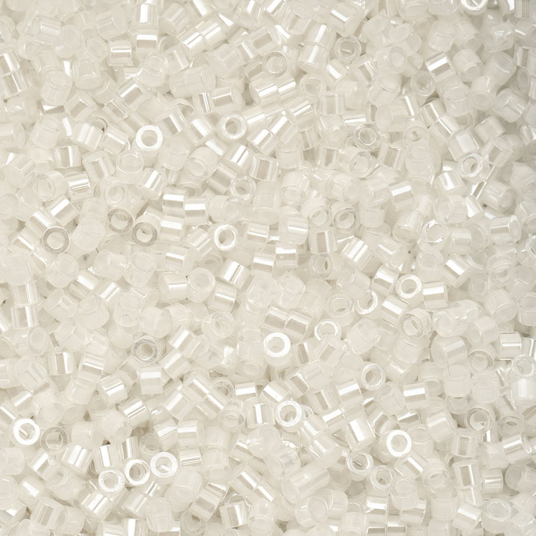 11/0 Cylin Bead White AB Lined