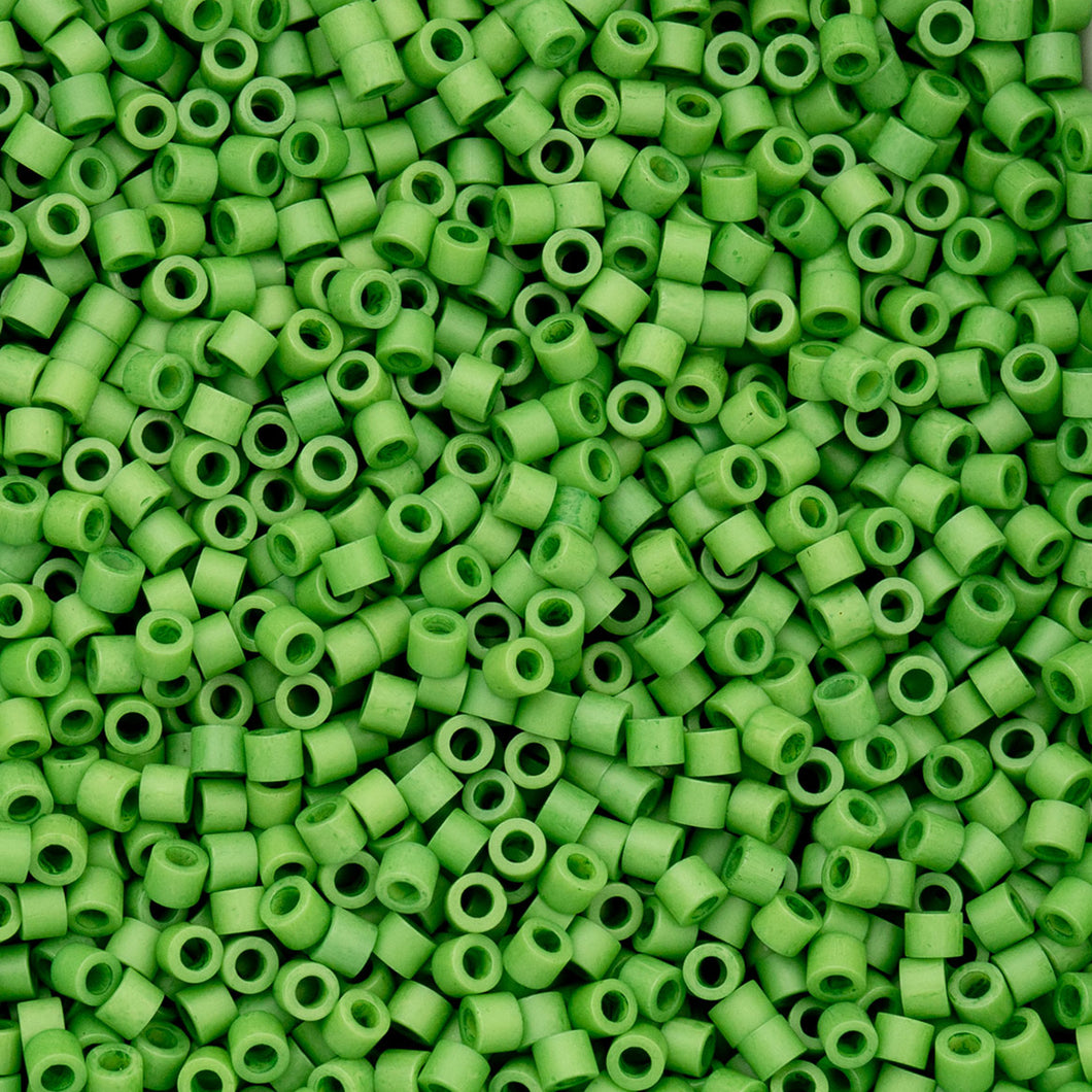11/0 Cylin Bead Opaque Spring Green