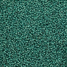 Load image into Gallery viewer, 11/0 Seedbead Metallic Blue/Green Dyed Crystal

