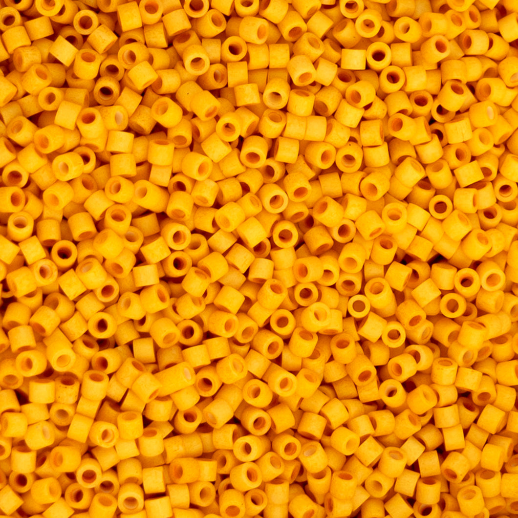 11/0 Cylin Bead Matte - Honeyglass