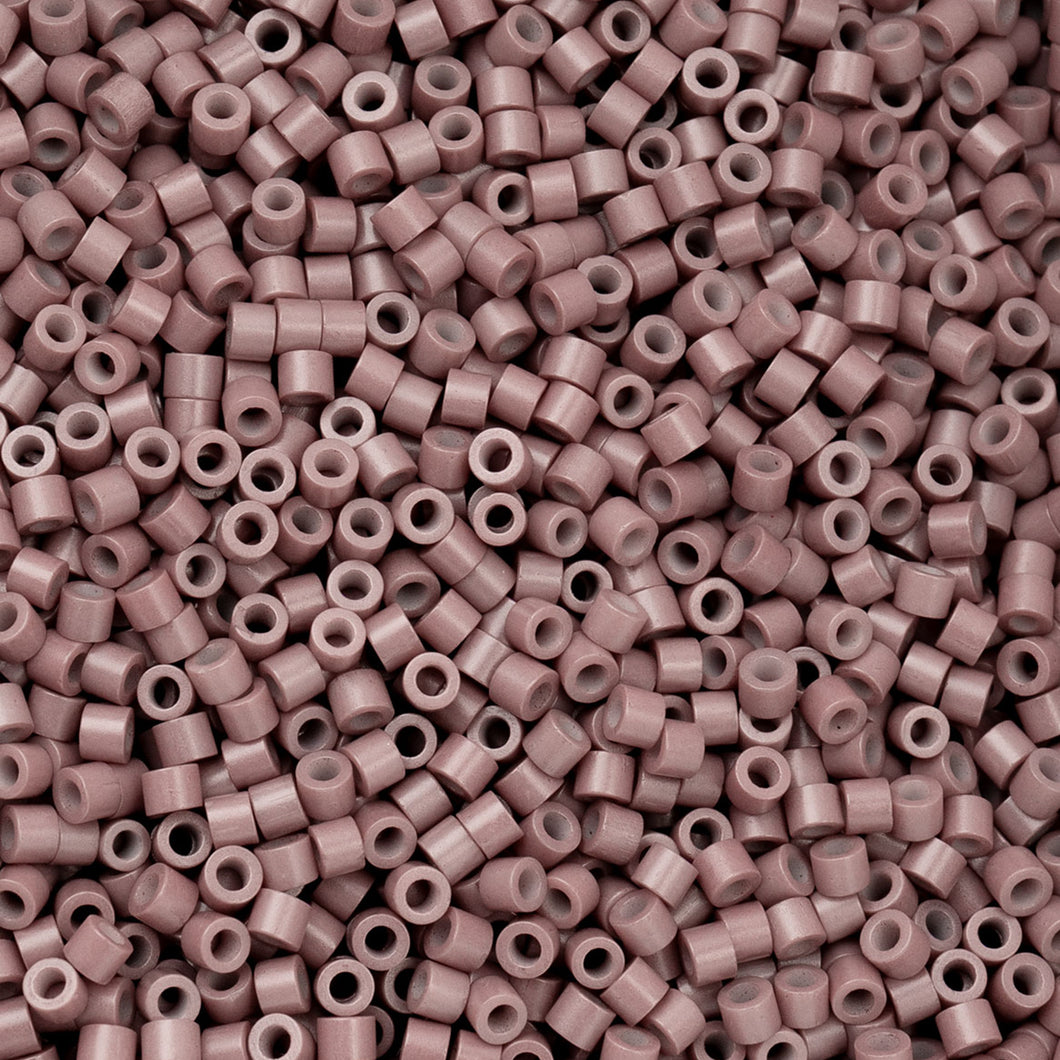 11/0 Cylin Bead Opaque Mauve