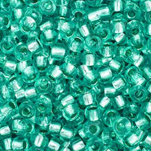 Load image into Gallery viewer, 11/0 Seedbead S/L Green Dyed
