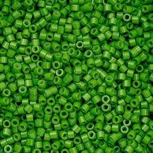 Load image into Gallery viewer, 11/0 Cylin Bead Opaque Grass Green
