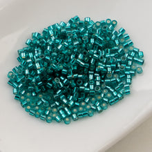 Load image into Gallery viewer, 11/0 Cylin Bead Tropic Teal S/L
