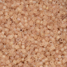 Load image into Gallery viewer, 11/0 Cylin Bead Matte Macaron AB - Caramel
