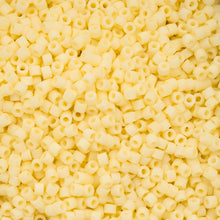 Load image into Gallery viewer, 11/0 Cylin Bead Matte Macaron - Butter Cream
