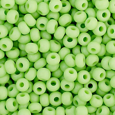 11/0 Seedbead Opaque Pale Green