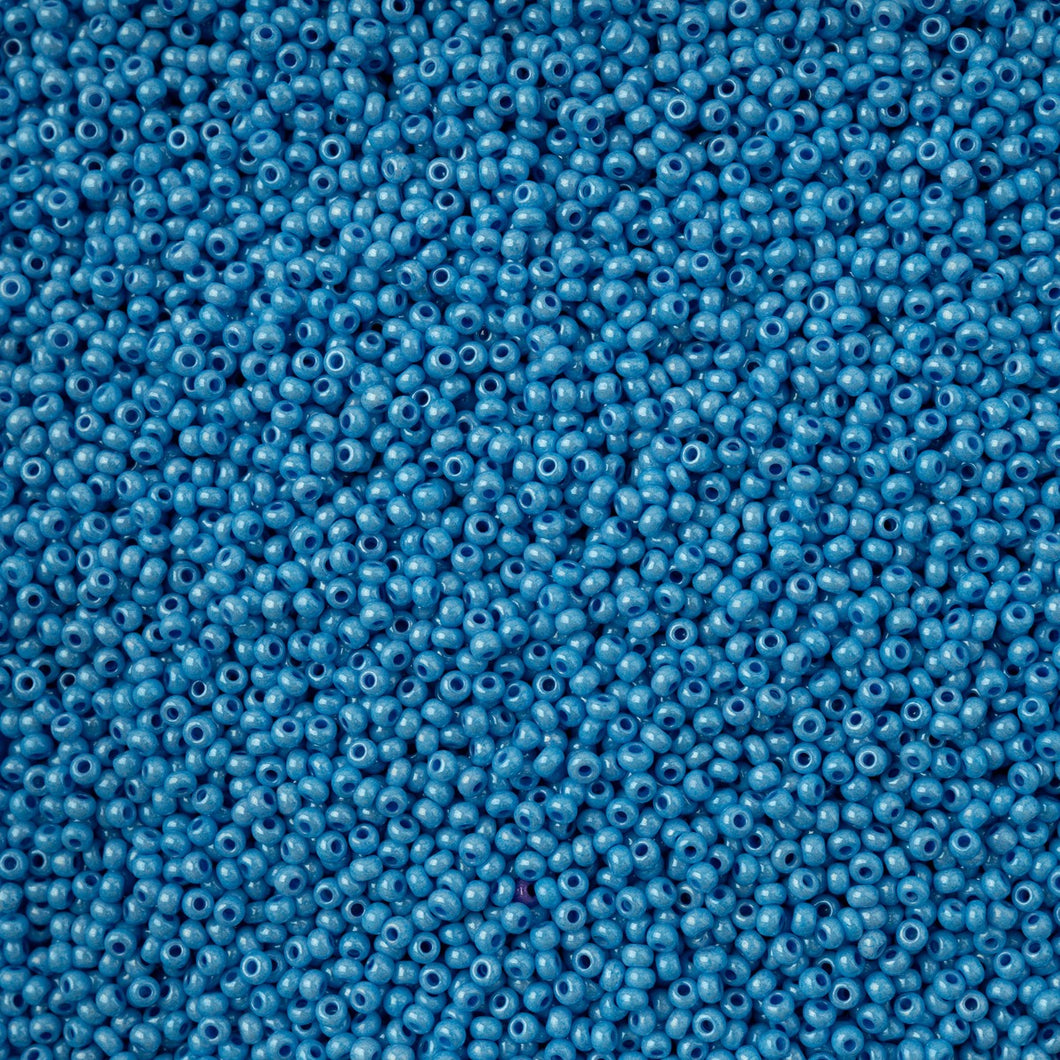 11/0 Seedbead Chalk Sfinx Terra Dyed Bright Cornflower Blue