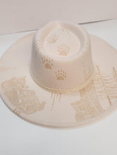 Load image into Gallery viewer, Ivory Hat (Bears)
