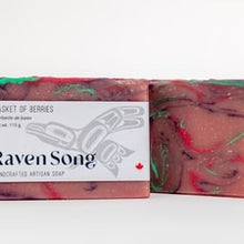 Load image into Gallery viewer, BASKET OF BERRIES SOAP | WILD STRAWBERRY + GREEN APPLE + VIOLET FLOWER
