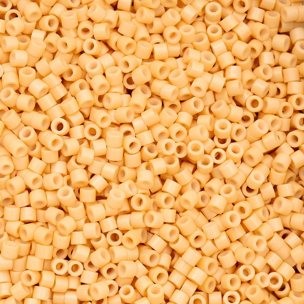 11/0 Cylin Bead Opaque Toasted Almond