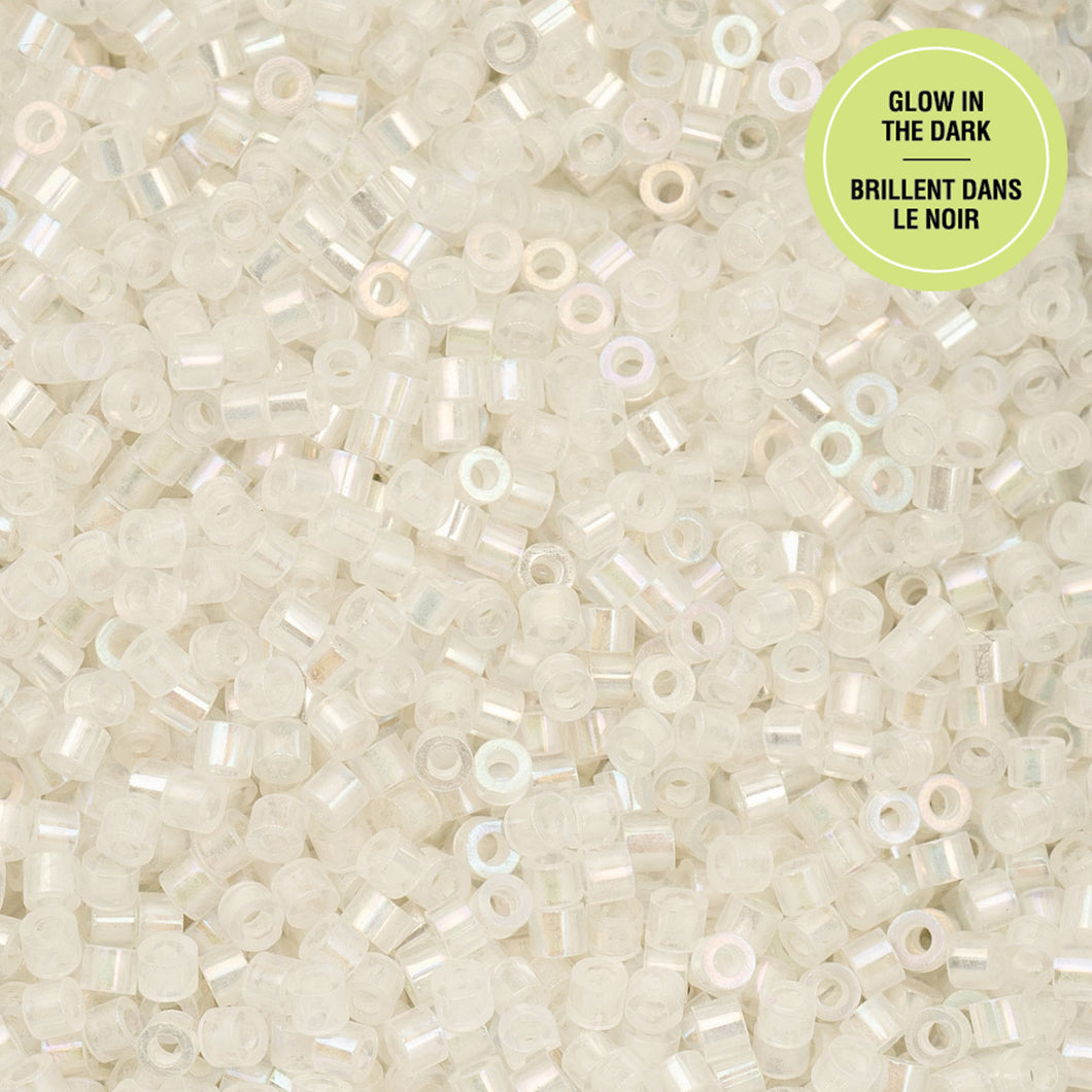 11/0 Cylin Bead Glow in Dark AB - White to Turquoise