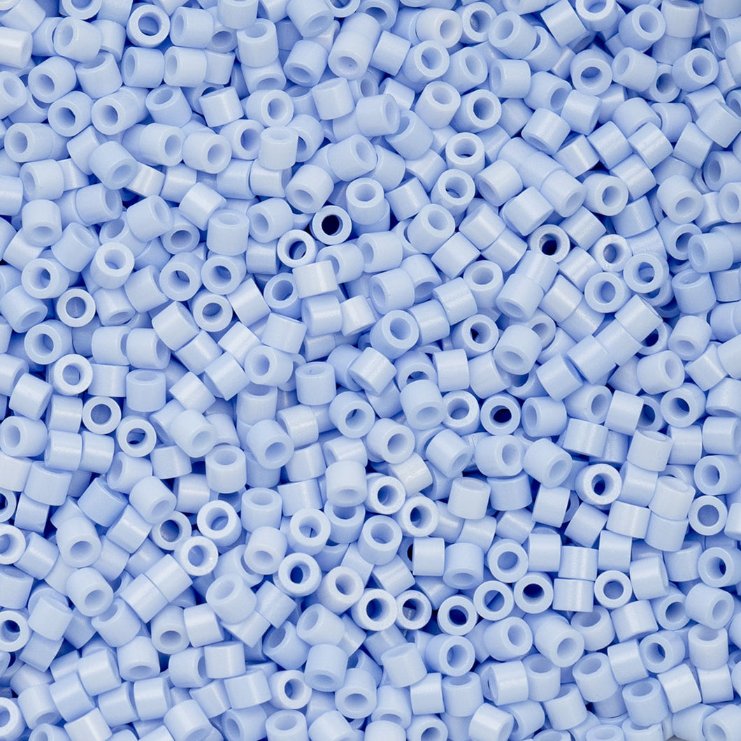 11/0 Cylin Bead Opaque Bluebell Mist