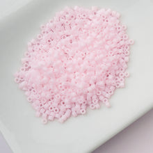 Load image into Gallery viewer, 11/0 Cylin Bead Matte Macaron- Peal Pink
