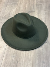 Load image into Gallery viewer, Felt Hat - Army Green
