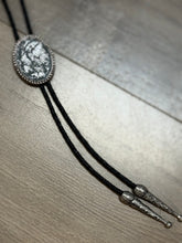 Load image into Gallery viewer, Bolo Tie - Teal Salmon Skin
