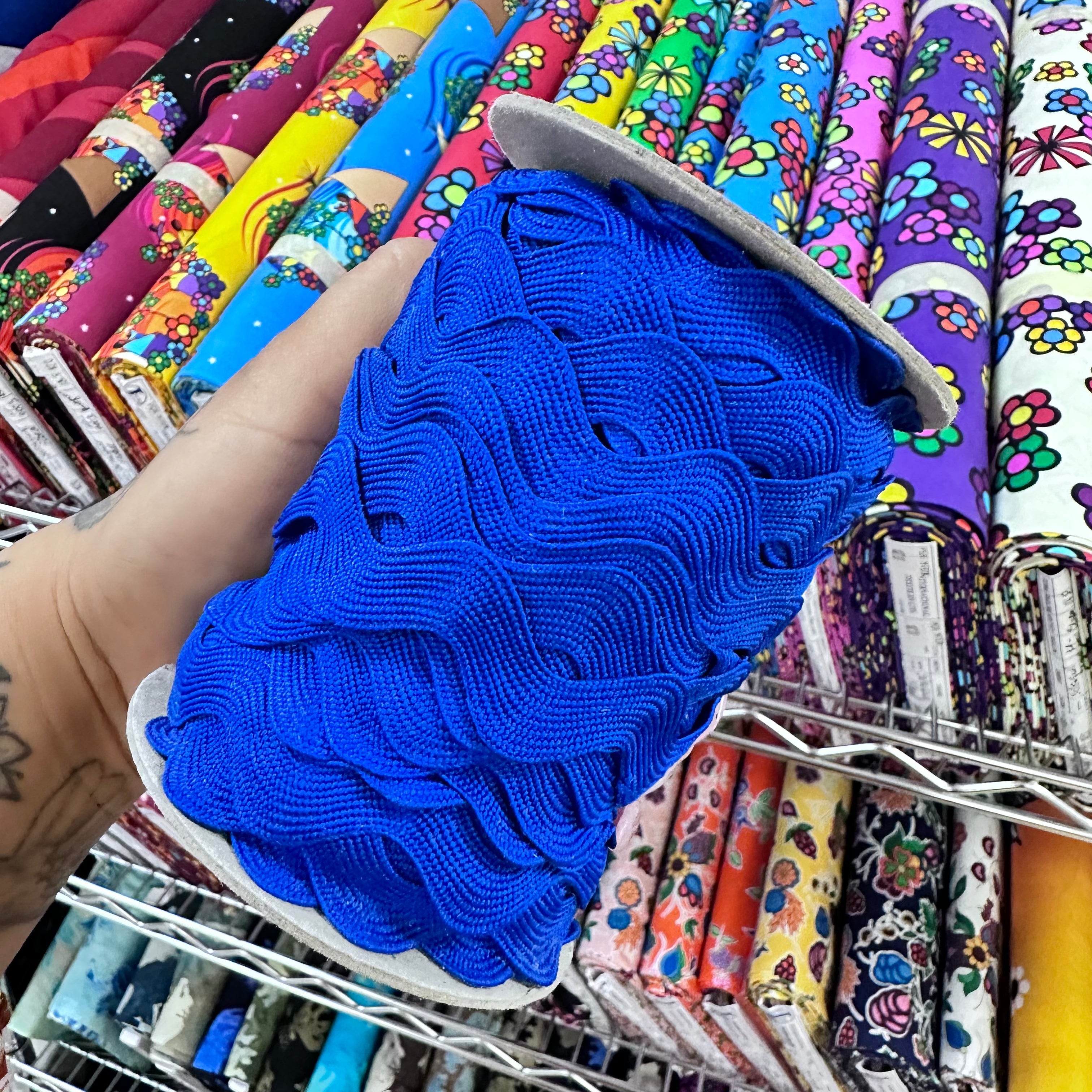 (Per/Meter) 24mm Royal Blue Ric Rac 8255-005 – 4 Generations Creations