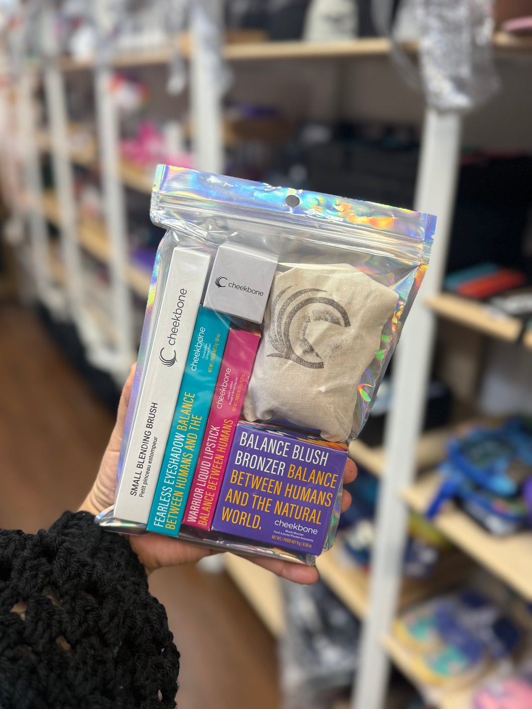 Queen Essentials Gift Set