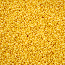 Load image into Gallery viewer, 11/0 Seedbead Chalk Dyed Solgel Yellow
