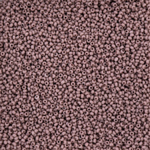 Load image into Gallery viewer, 11/0 Seedbead Chalk Dyed Solgel Lavender
