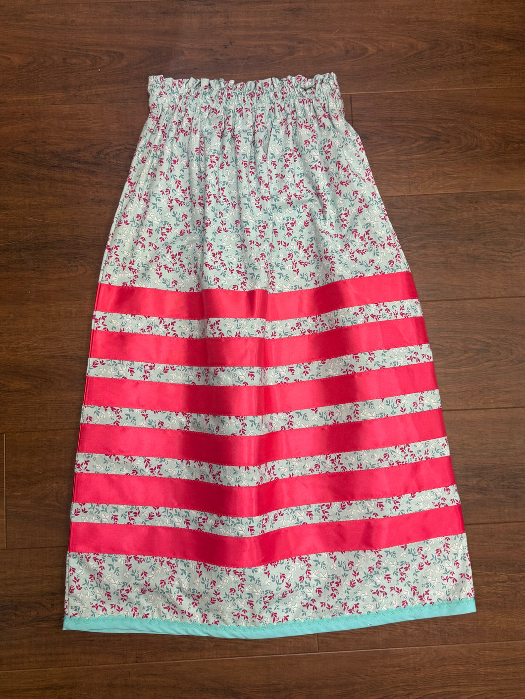 (Vicki Manuel) Teen/Adult Ribbon Skirt