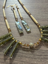 Load image into Gallery viewer, Ashley Michel - Cedar &amp; Abalone Precious Bicone Set
