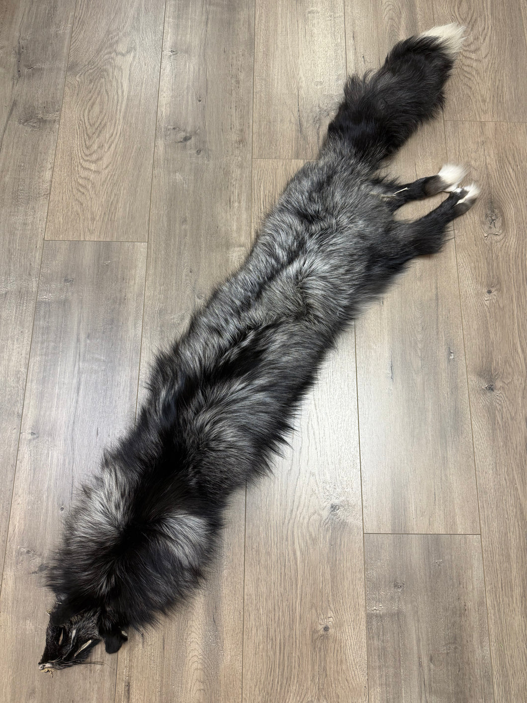 (Canada Only) Silver/Black Fox Fur