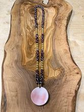 Load image into Gallery viewer, Handmade - Pink Conch Pendant
