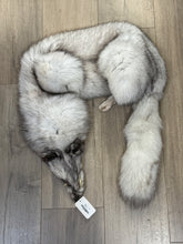 Load image into Gallery viewer, (Canada Only) Large Blue Fox Fur
