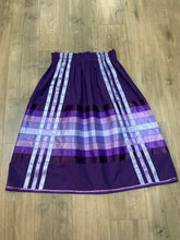 Load image into Gallery viewer, (Vicki Manuel) Teen/Adult Ribbon Skirt
